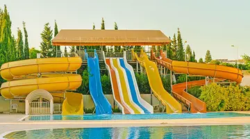 OMAR KHAYAM RESORT & AQUAPARK
