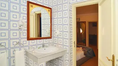 Omega Hotel
