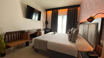 ON ALETA ROOM designed for adults
