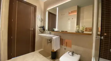 ON ALETA ROOM designed for adults