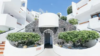 Ona Beverly Hills Suites