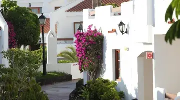 Ona Beverly Hills Suites