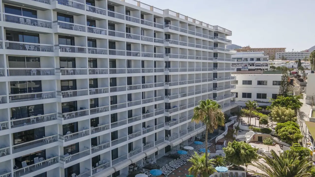 Ona Palm Beach
