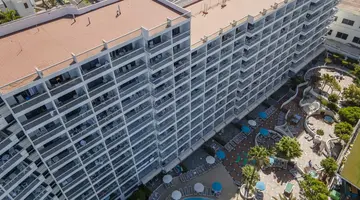 Ona Palm Beach