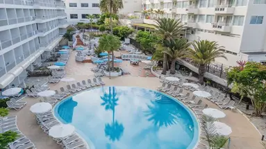 Ona Palm Beach