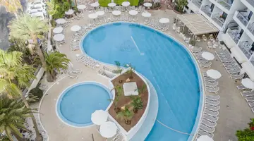 Ona Palm Beach