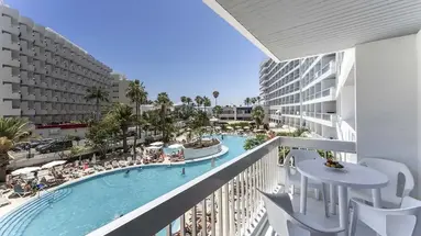 Ona Palm Beach
