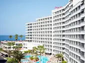 Ona Palm Beach