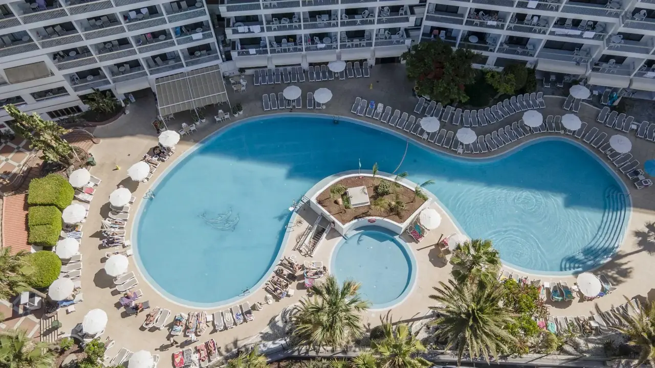 Ona Palm Beach