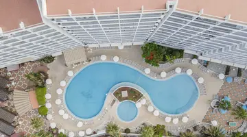Ona Palm Beach