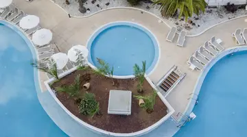 Ona Palm Beach