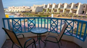 ONATTI BEACH RESORT