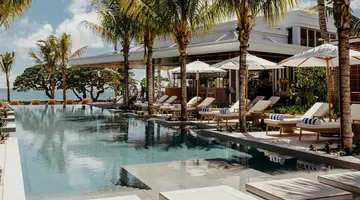 One And Only Le Saint Geran