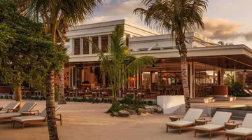ONE&ONLY LE SAINT GERAN