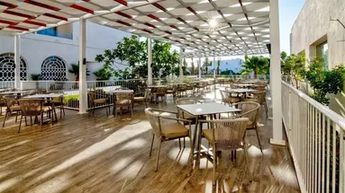 One Resort Premium