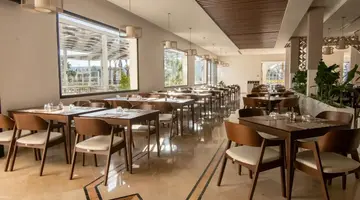 One Resort Premium