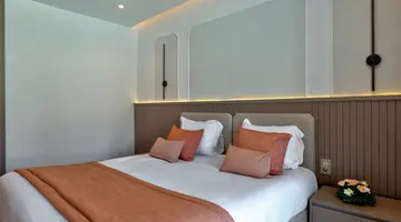 One Resort Premium