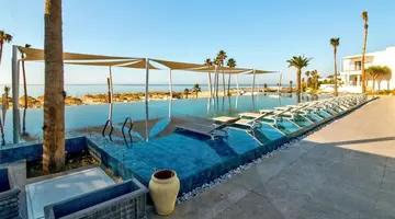 One Resort Premium