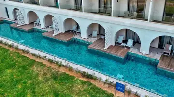 One Resort Premium