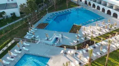 One Resort Premium
