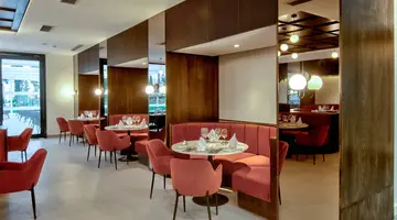 One Resort Premium