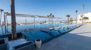 One Resort Premium