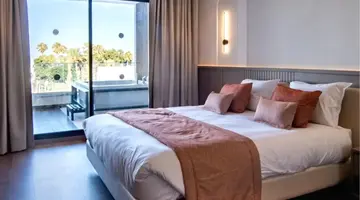 One Resort Premium
