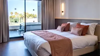One Resort Premium