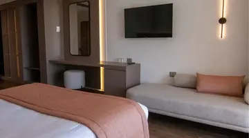One Resort Premium
