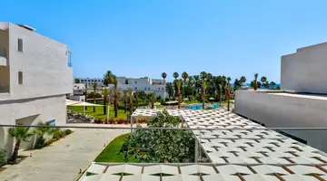 One Resort Premium