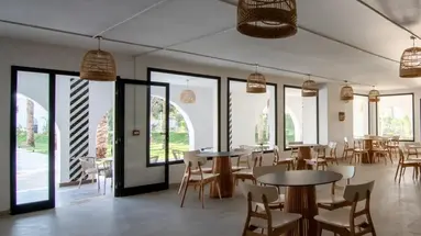 One Resort Premium