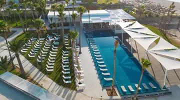 One Resort Premium
