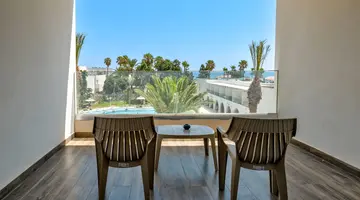 One Resort Premium