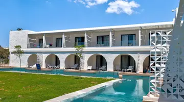 One Resort Premium