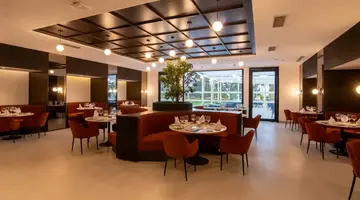 One Resort Premium