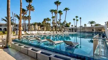 One Resort Premium
