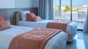 One Resort Premium