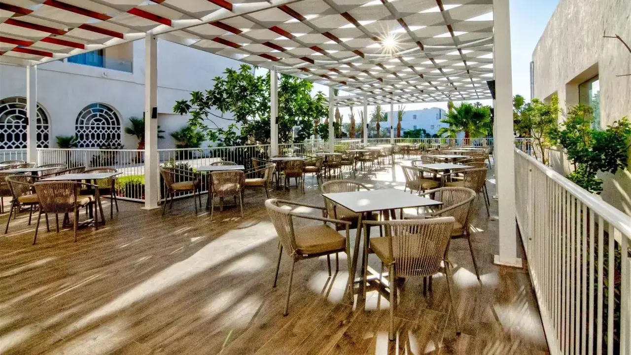 One Resort Premium