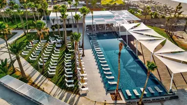 One Resort Premium