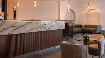 One Resort Premium