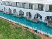 One Resort Premium