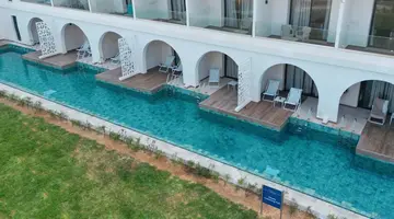 One Resort Premium