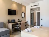 Oneiro Boutique Hotel
