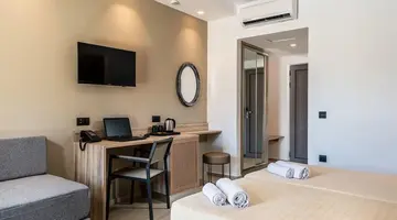 Oneiro Boutique Hotel