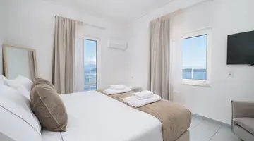 Oniro Skiathos