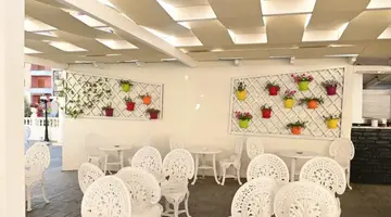 Onufri Hotel