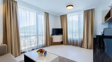 Onyx Beach Residence - Free Beach Access