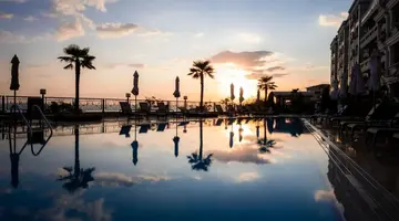 Onyx Beach Residence - Free Beach Access