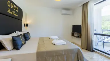 Onyx Beach Residence
