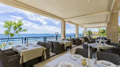 Onyx Beach Residence